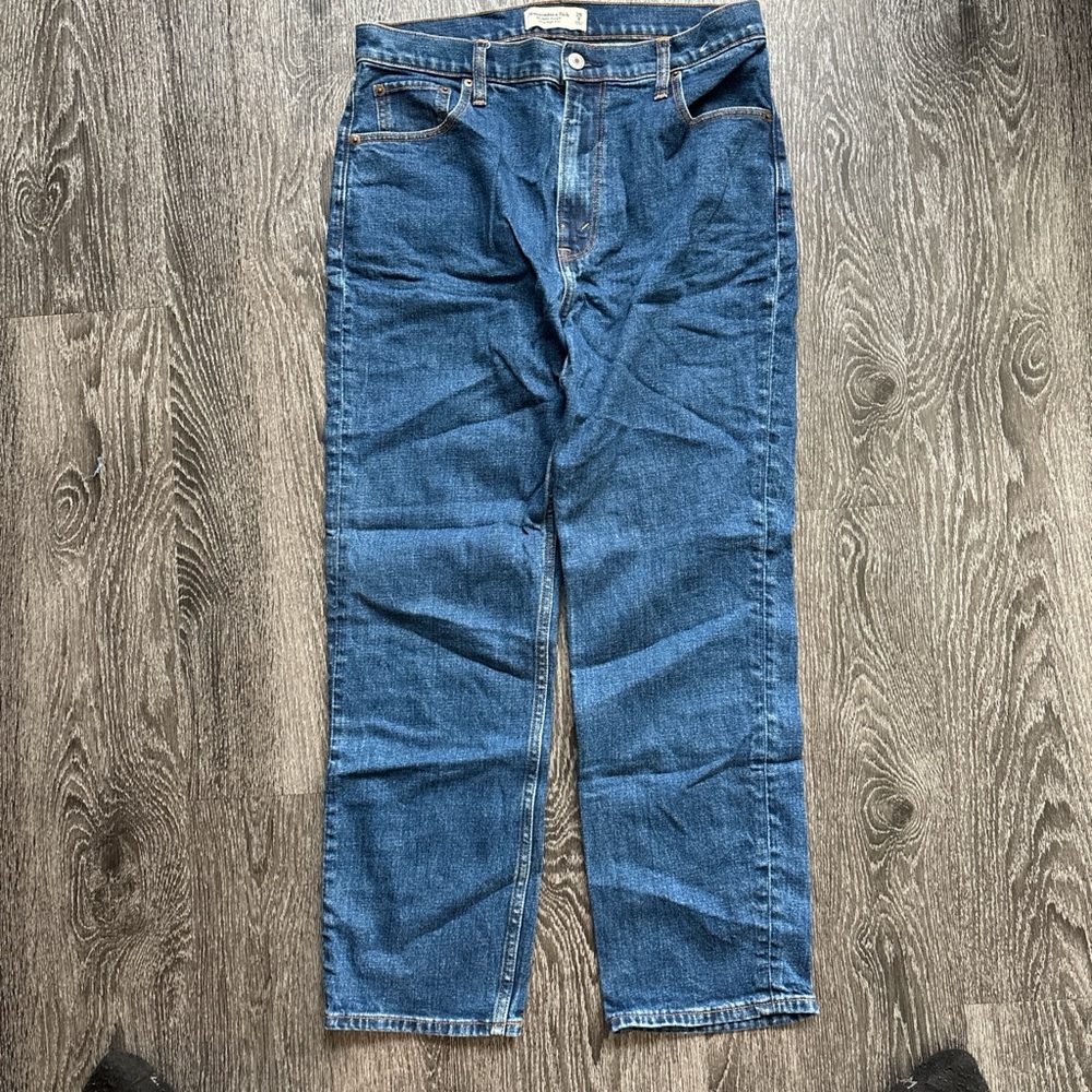 Abercrombie & Fitch Dark Blue Cropped Jeans